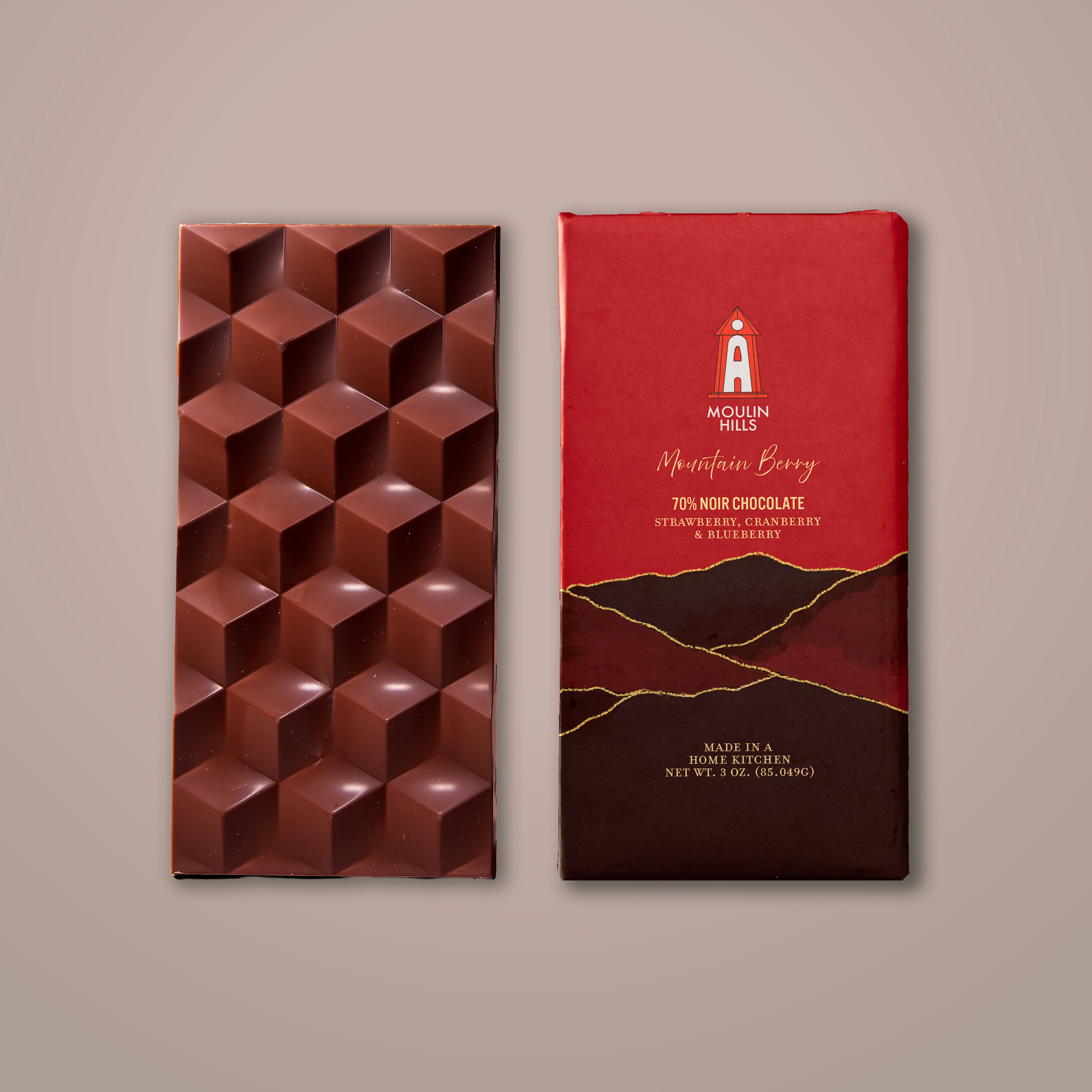 Mountain Berry - Cranberry, Strawberry & Blueberry - 70% Noir Chocolate